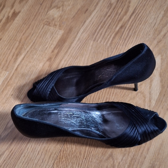 Salvatore Ferragamo "Societe" Black Satin Peep Toe Pumps - Size 11 B - Picture 10 of 15